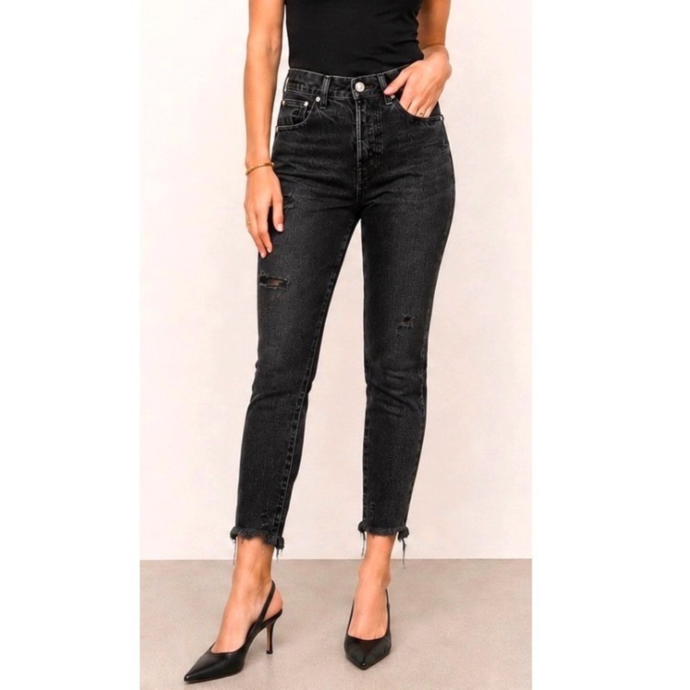 Moussy Vintage 100% Cotton Women Black Distressed Jeans 26 High Rise Raw hem fly